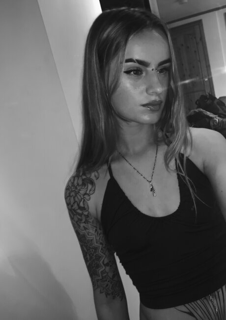 lunicorn adult actress photo