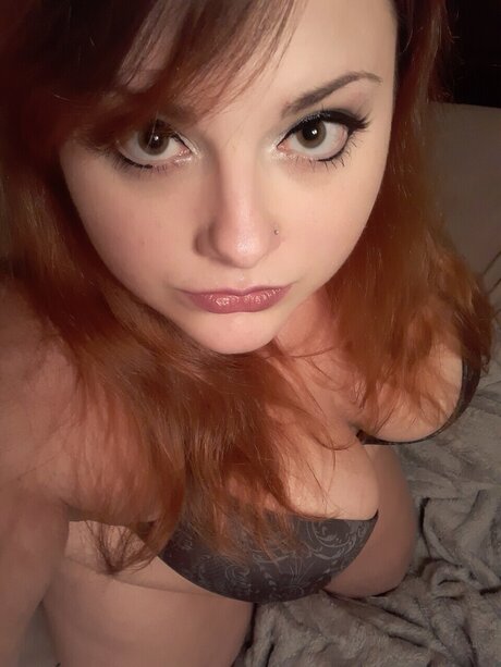 Adeline Thorne pornstar art picture