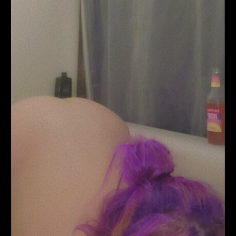 Deadlygirl999 star top archive