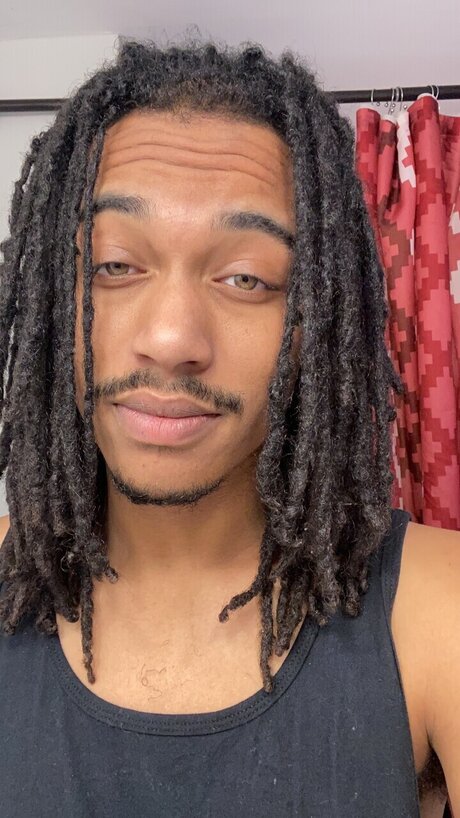 TezO free pornstar photos