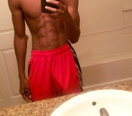 I know Victoria s Secret_ porn model pic