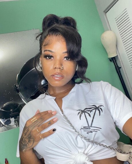 Daija best model galleries