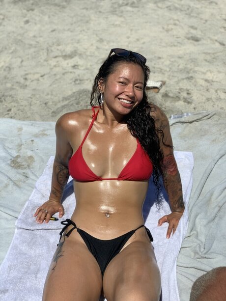 Madeleine adult model archive