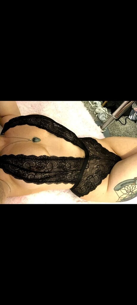 Ivy Climbs naked pornstar archive