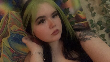 Karolyne naked star images