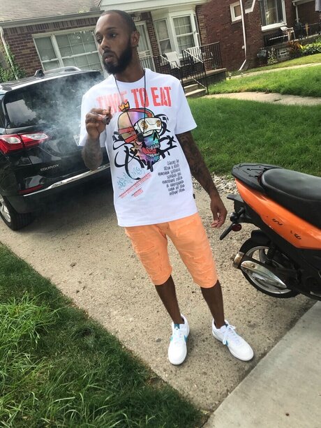 MrAimtooplease model high quality galleries