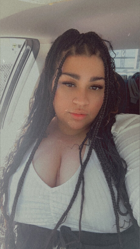 GetyUayanna exclusive actress img