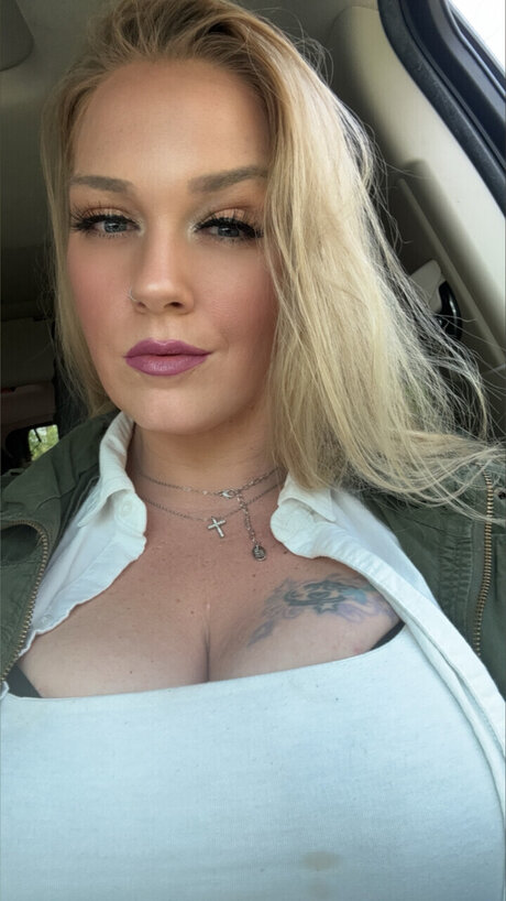 JennaSky422 erotic actress pic