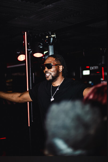 King Of The Melo Sea hd model pic