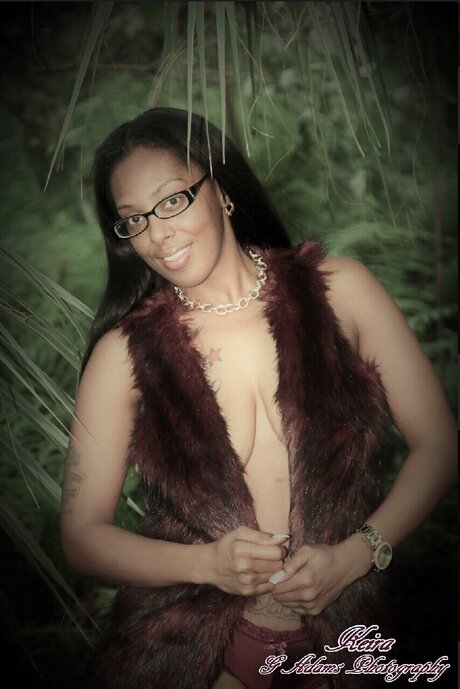 Mz Key star erotic image