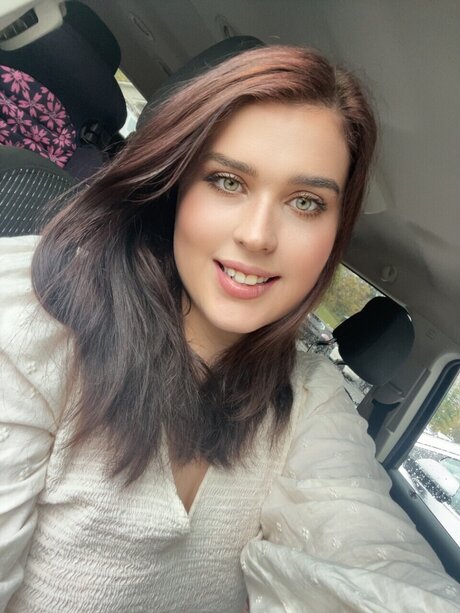 Haley Long exclusive model photo