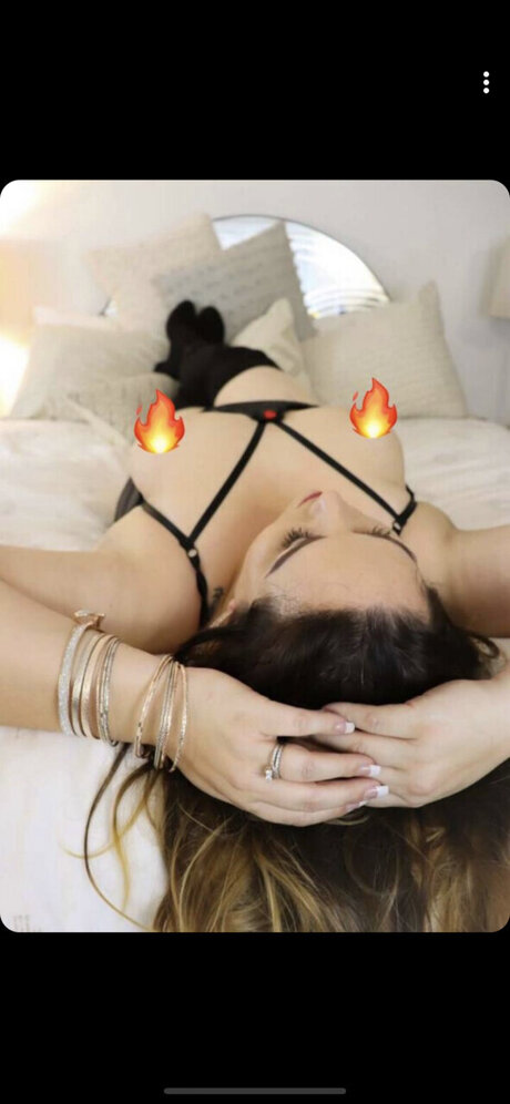 Miss Indemand2020 art pornstar picture