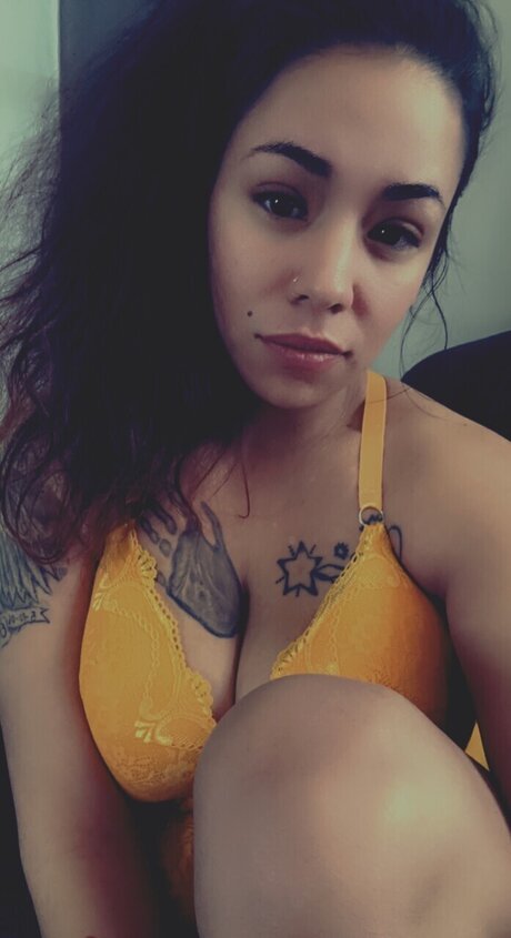 Mandi Mae high quality actress images