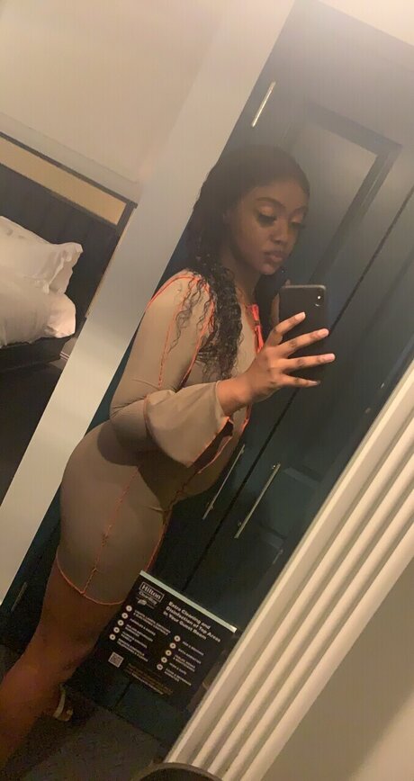 Lickmyprints pornstar sexy img