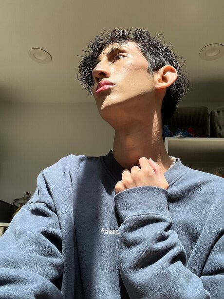 Blondedtwink naked star img