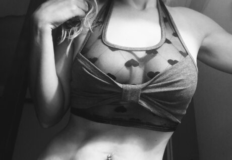 Sunny Rose perfect model gallery