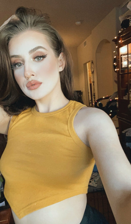 aubreevalentine model exclusive pic