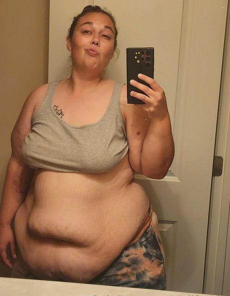 smil3y420 naked star pictures