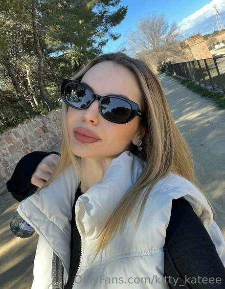 kitty kateee model sexy images