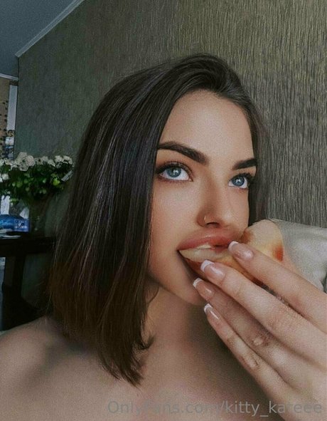 kitty kateee star naked images