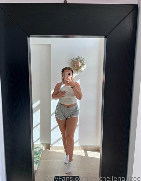 michellehaugee star exclusive img