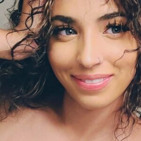 MissElektra666 art model pics