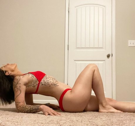 themrsnextdoor2 0 actress picture