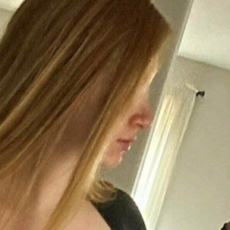 peachbuttbaby xxx pornstar img