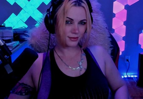 scxrlet64 pornstar naked archive