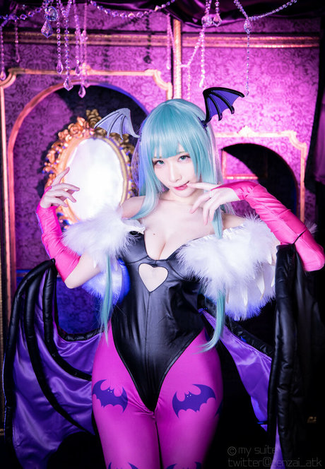 Atsuki star naked photo