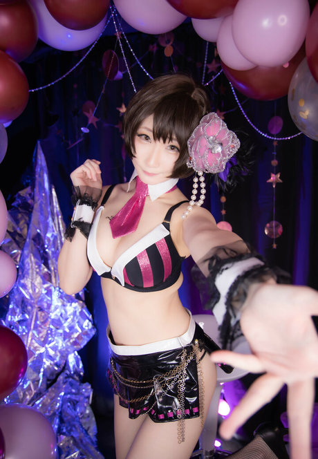 Atsuki hot actress img