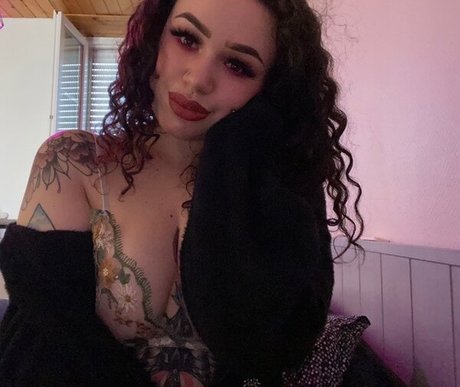 Krolkmi art pornstar gallery