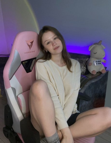 Memozka nice model pic