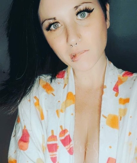 wetrosie exclusive pornstar images