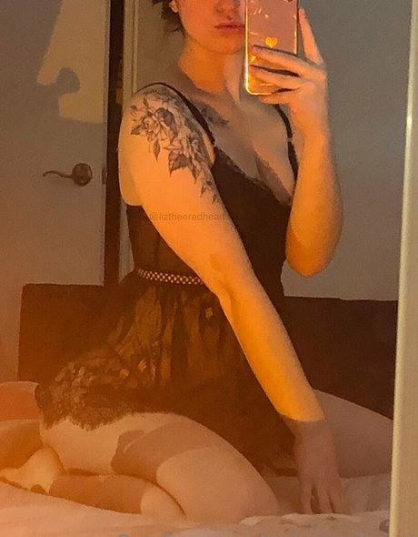 liztheeredhead star porn pics