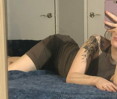 liztheeredhead beautiful pornstar picture