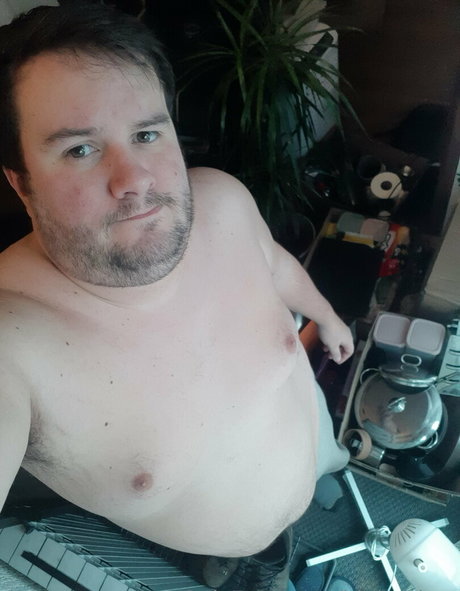 curvy girl next door onlyfans art naked images