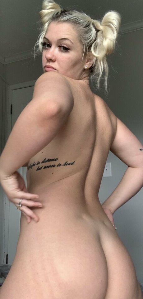 thaslinkytwinkyshow naked star img