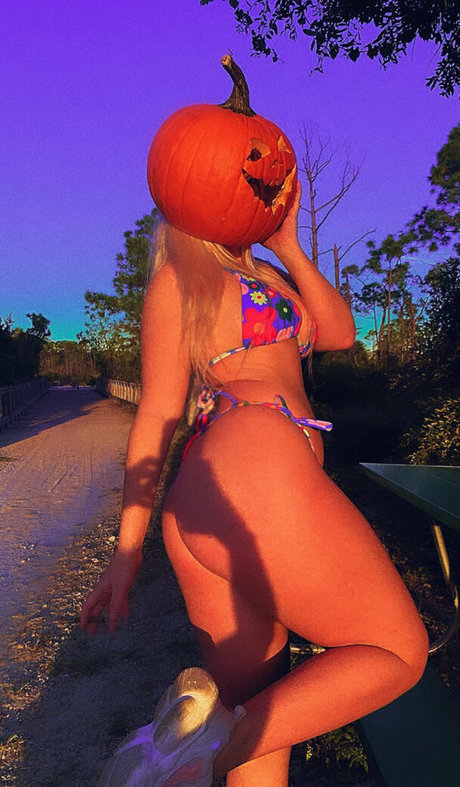 thaslinkytwinkyshow sex model pictures