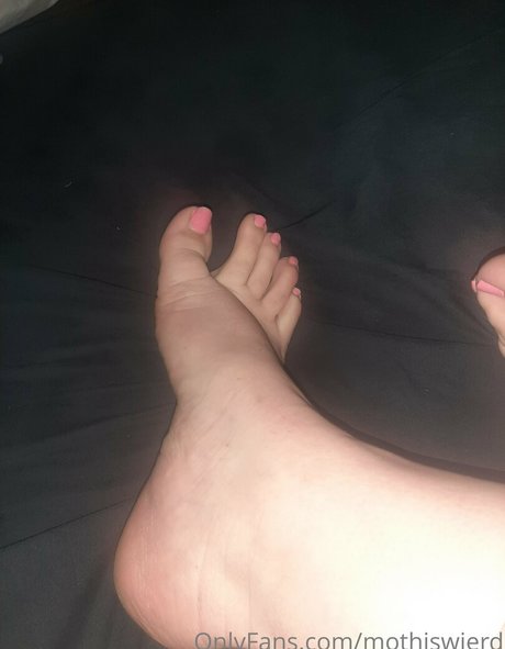 mothisweird star nudes pic