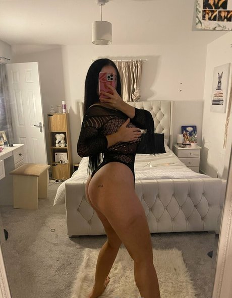 caitjxo exclusive model pics