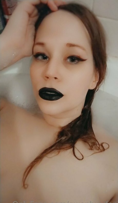 gwenhwyfar pornstar nudes img