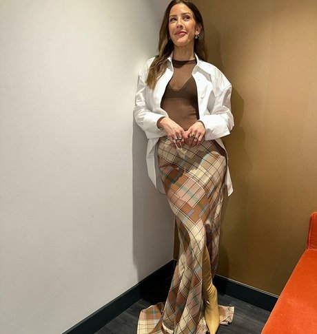 Ellie Goulding art pornstar img