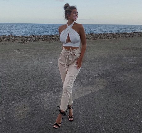 Kngemma naked model gallery