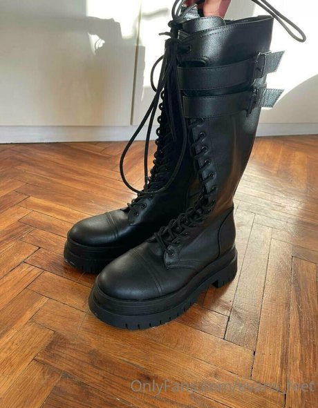 evans feet star pictures