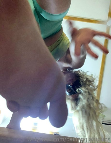 bakinggiantbuns high quality pornstar photos