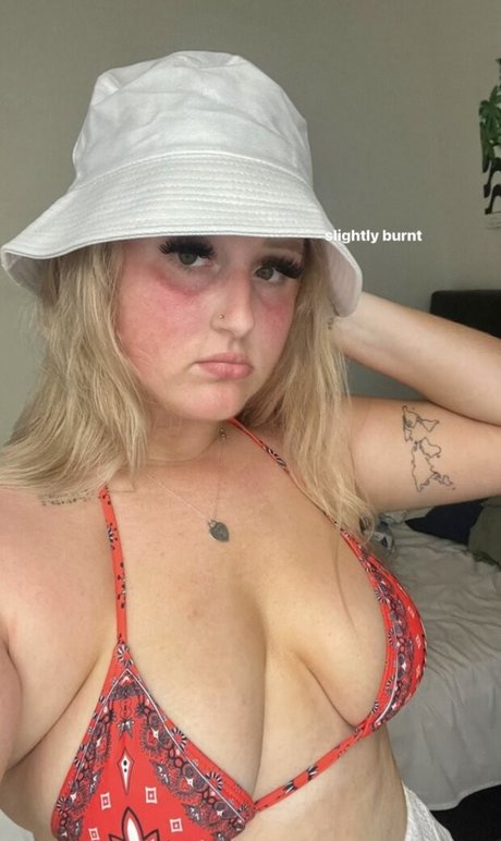 morezoe perfect pornstar photo