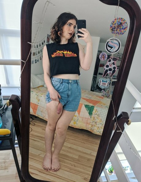 wildflowerfaye hot pornstar images