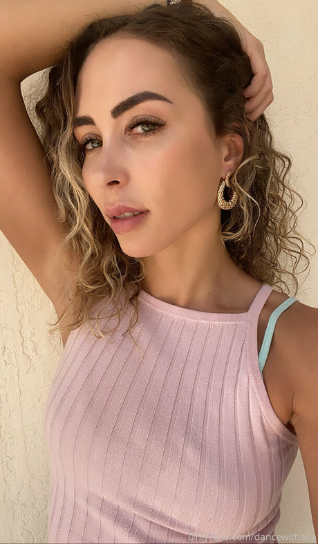 dancewithana hd star image