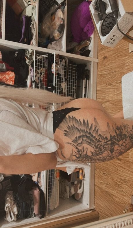 Ksenia Modestal nice pornstar pics